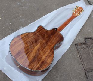 Chine KOA 916 Guitare acoustique en bois massif avec planche à frettes en ébène fournisseur