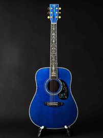 Chine Guitare personnalisée OEM 41 pouces épice massif couvert bleu d'érable couleur D style guitare acoustique artisanale fournisseur
