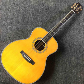 Chine Guitare électrique acoustique personnalisée OM corps rond corps solide guitare haut en rose bois de doigts mahogany dos avec EQ fournisseur
