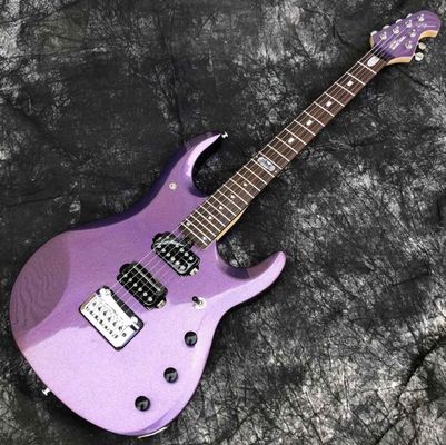 Chine Guitare électrique en violet fournisseur