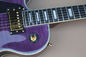 Guitare électrique violette personnalisée à main gauche, placage en érable flamme, matériel en or, 22 frettes, liaison blanche fournisseur