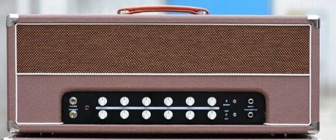 Tête d'amplificateur de guitare de tube dans des contrôles distincts de la bande EQ du noir 100W 4 de Brown (triple, mi, bas, présence)