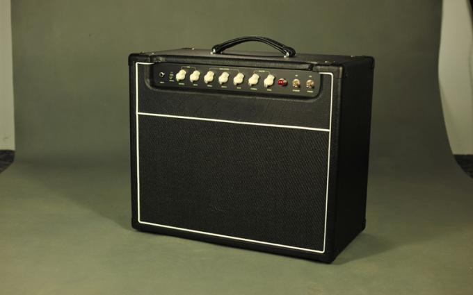 Nouvel amplificateur de guitare du tube 2018 combiné avec le plat de sandwich à bouleau de 18W/5W/1W 18mm tout le capaci spécial de l'Allemagne WIMA d'utilisation de signal
