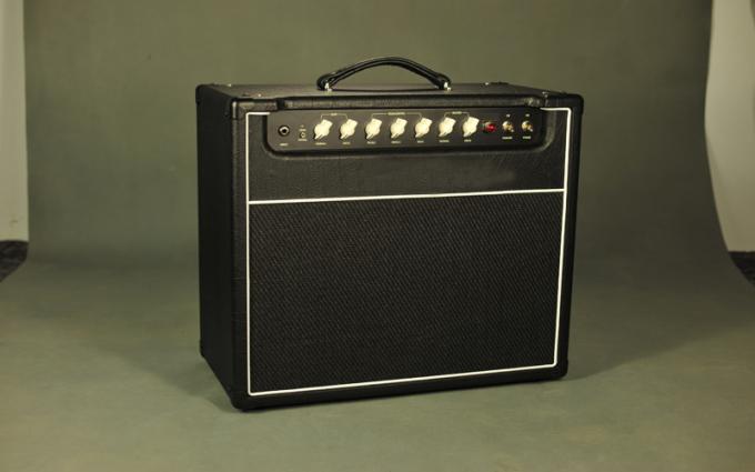 Nouvel amplificateur de guitare du tube 2018 combiné avec le plat de sandwich à bouleau de 18W/5W/1W 18mm tout le capaci spécial de l'Allemagne WIMA d'utilisation de signal