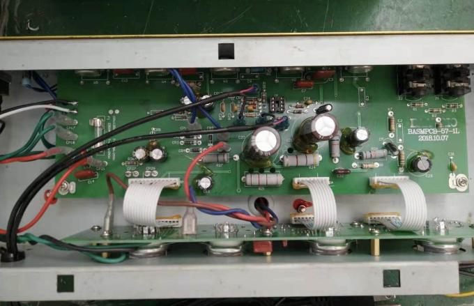 Amplificateur de guitare de tube de tweed avec le trémolo 15W (AT15) de Reverb