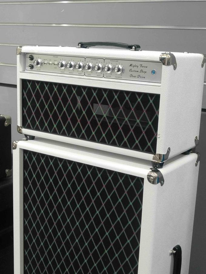 Les reproductions de Dumble copient l'amplificateur en acier d'instrument de musique de la tête 50W d'amplificateur de guitare du chanteur SSS de ficelle d'ampère