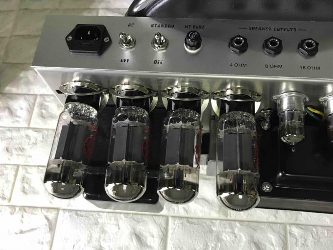 Les reproductions de Dumble copient l'amplificateur en acier d'instrument de musique de la tête 50W d'amplificateur de guitare du chanteur SSS de ficelle d'ampère