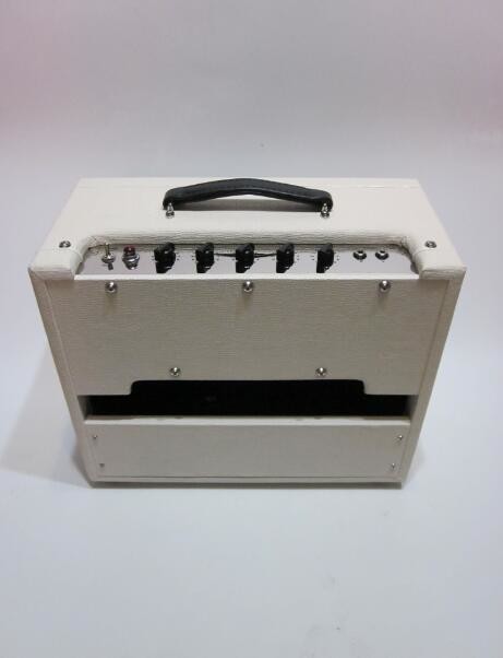 Amplificateur 30W combiné 3-Band EQ, Reverb, présence, préampli de guitare de tube de style de Vox, puissance ampère dans les caractéristiques