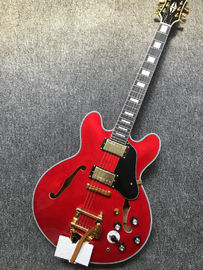 Chine Classique rouge ES 335 Guitare jazz système de tremolo bigsby ébène clavier électrique Guitare jazz livraison gratuite fournisseur