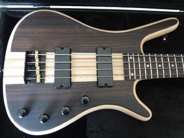 Chine Guitare basse à 4 cordes haut en bois de noyer avec corps en cendres ponts d'origine Col du corps incrustation de point MOP sur fretboar de bois de rose fournisseur