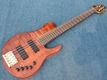 Chine High End Flamed Maple Top Neck Through Body 5 cordes en or Hardware Bass Guitare Guitare personnalisée Bass Guitare bas fournisseur