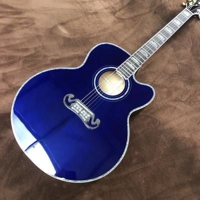 Chine Personnalisé 43 pouces bleu ciel laqué en bois massif poli jumbo flambé érable arrière côté coupé guitare acoustique fournisseur