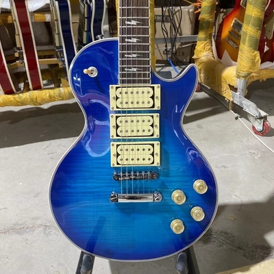 Chine Style LP personnalisé Ace Frehley Hummbucker Pickups Guitare électrique avec Rosewood Fingerboard Corps acajou Couleur bleue Accepter fournisseur