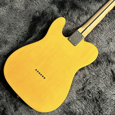 Guitare électrique, haut en érable, couleur jaune, corps en acajou, clavier en érable, liaison unique fournisseur