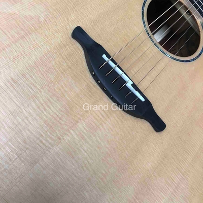 Une guitare acoustique en bois massif de Cocobolo fournisseur
