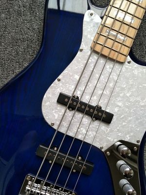 2017 Nouveau arrivée haute qualité basse,basse à 5 cordes,Ash et burlywood,en gros, vraies photos,expédition gratuite fournisseur