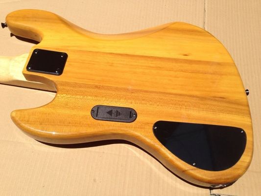 Guitare basse électrique à 5 cordes avec corps en ashwood, position 20 tonnes, clavier d'érable fournisseur