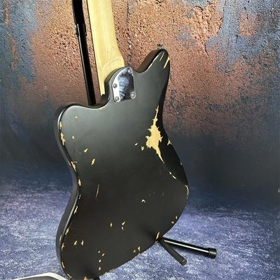 2024 Guitare électrique de luxe de style Fano Relic Guitare électrique personnalisée usine de guitare noire vieillissante fournisseur