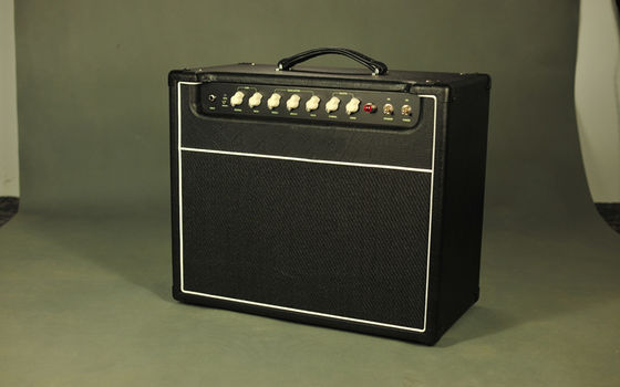 2018 nouveau amplificateur de guitare à tubes Combo avec plaque Sandwich en bouleau 18 W/5 W/1 W 18mm tous les signaux utilisent des capacités WIMA spéciales allemandes fournisseur