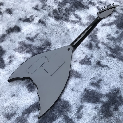 Bat noir sur mesure 6 cordes tremblement de pont guitare électrique corps d'acajou matériel noir fournisseur