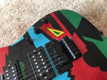 James Tyler guitare personnalisée Golden Hardwares Wilkson ponts perles rouges pickguard fournisseur