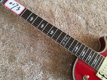 Guitare personnalisée LP avec Floyd rose bridge et 3 Humbacker Ace Frehley Budokan Signature LP personnalisée Guitare électrique Lightnin fournisseur