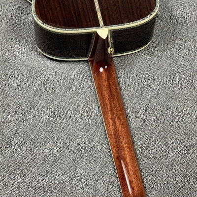 Custom Martin Style OM Style 42 Épinard massif Cédro haut Guitare acoustique réelle Abalone incrustation avec accordateur d'or vintage fournisseur
