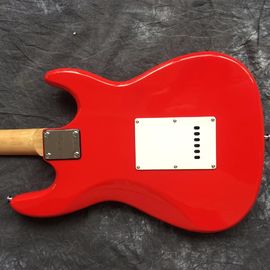 Guitare électrique rouge métallique ST, peut être modifiée selon les exigences de personnalisation fournisseur
