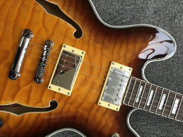2018 Nouveau ES-339 petite guitare électrique de jazz es 339 corps semi jaune dans Sunburst ES339 fournisseur