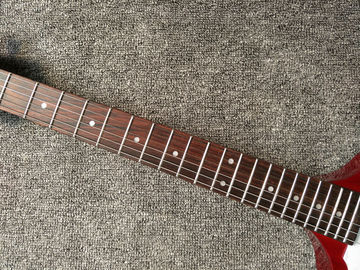 Guitare électrique rouge en forme de V volant, Rosewood Fingerboard fournisseur