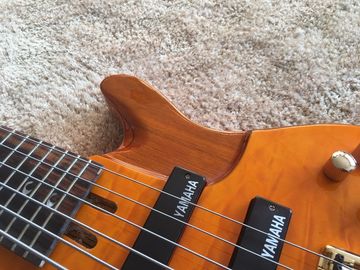 Guitare basse à 6 cordes JP2 jaune couvert corps d'érable arrière et avant Pickups actifs Golden bridges et accordateur Alder avec ebo fournisseur