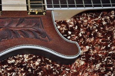 Guitare basse personnalisée Corps de fleur sculpté Cou à travers le corps Guitare basse électrique à 4 cordes 4003 RIC fournisseur
