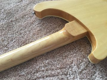 RIC BASS GUITAR 4003 Couleur naturelle dans le cou incrustation de requin en bois de rose avec des ponts personnalisés fournisseur