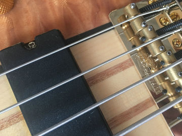 Guitare de basse personnalisée Ken Smith basse à 5 cordes Cou à travers le corps Golden Hardwares Wilkson ponts original Dot incrustation et agir fournisseur