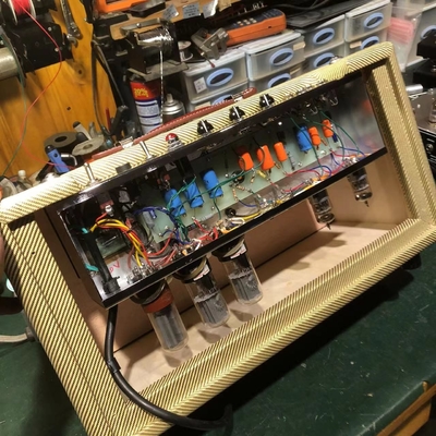 2025 Tweedle Dee Deluxe 5E3 Classic Dumble Style Mods Tête de tweed, main propre avec panneau oculaire, 6V6GT * 2, 12AX7 * 2, 5Y3GT * 1, grand amplificateur, accepter l'amplificateur OEM fournisseur
