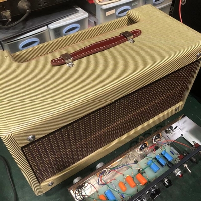 2025 Tweedle Dee Deluxe 5E3 Classic Dumble Style Mods Tête de tweed, main propre avec panneau oculaire, 6V6GT * 2, 12AX7 * 2, 5Y3GT * 1, grand amplificateur, accepter l'amplificateur OEM fournisseur