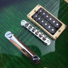 Une guitare électrique de haute qualité sur disque, une guitare Quilte Maple, un clavier Rosewood. fournisseur