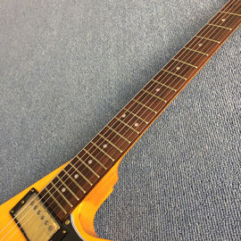 Guitare électrique personnalisée de haute qualité en V, clavier en bois de rose, matériel Chrome fournisseur