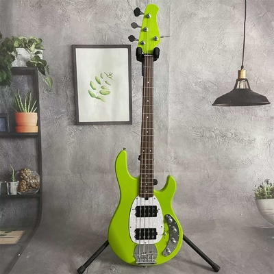 Guitare électrique à 4 cordes Stingray en vert avec White Pickguard Rosewood Fretboard fournisseur