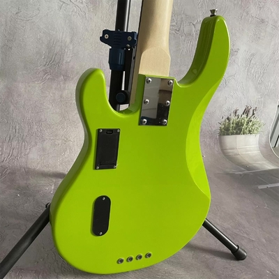 Guitare électrique à 4 cordes Stingray en vert avec White Pickguard Rosewood Fretboard fournisseur