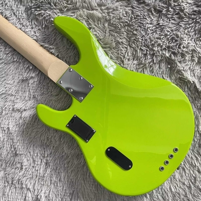 Guitare électrique à 4 cordes Stingray en vert avec White Pickguard Rosewood Fretboard fournisseur