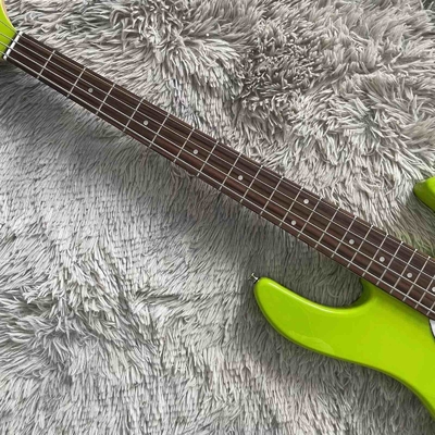 Guitare électrique à 4 cordes Stingray en vert avec White Pickguard Rosewood Fretboard fournisseur