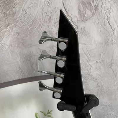 Custom 4 cordes en forme de V Corps noir Bass électrique Guitare Rosewood Fretboard fournisseur
