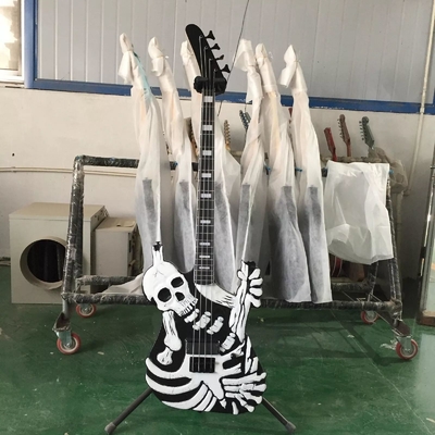 Fabrique George Lynch Crâne Squelette 4 cordes Bass électrique Guitare Basswood Corps fournisseur