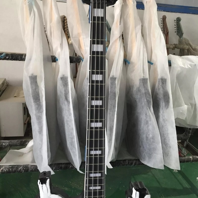 Fabrique George Lynch Crâne Squelette 4 cordes Bass électrique Guitare Basswood Corps fournisseur