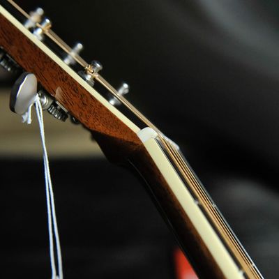 Guitare Custom Martin OM-45 Style John Mayer 20e Anniversaire Custom Artist Édition Limitée fournisseur