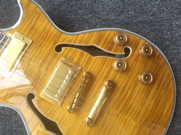 Une guitare jazz personnalisée, une guitare électrique, un double trou en F. fournisseur