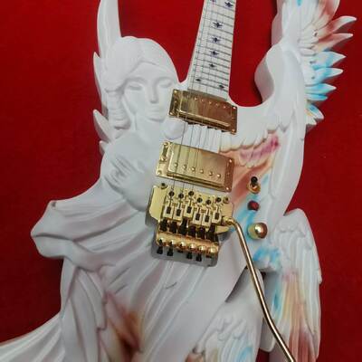 Guitare électrique Angel sculptée à la main sur mesure en blanc avec lumière LED, UNE SEULE EN STOCK fournisseur