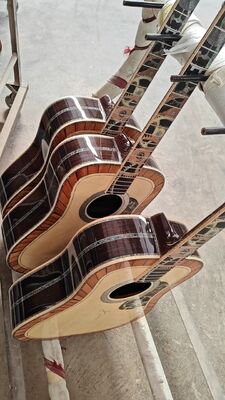 Martin D-300 Guitare acoustique Dreadnought en édition limitée fournisseur