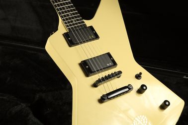 La meilleure qualité ESPS Explorer Guitare électrique Crème couleur Fingerboard Inlay Noir Hardware EMG Pickups fournisseur